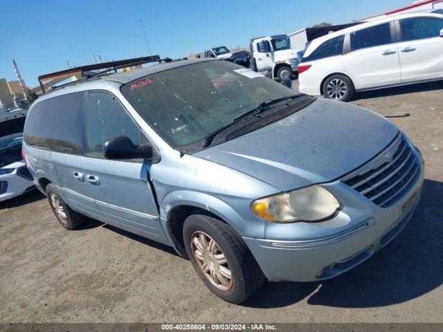  Salvage Chrysler Town & Country