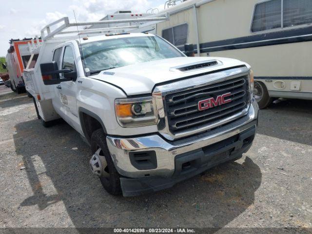  Salvage General Motors Sierra 3500hd Chassis