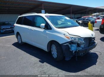  Salvage Toyota Sienna