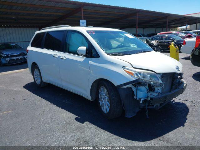  Salvage Toyota Sienna