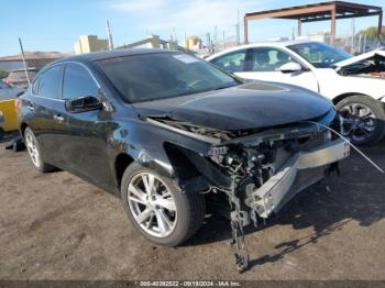  Salvage Nissan Altima