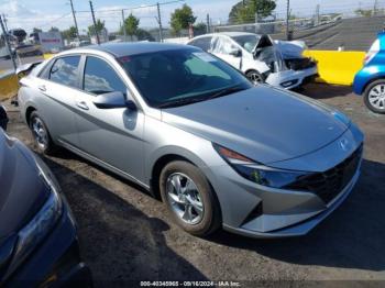  Salvage Hyundai ELANTRA