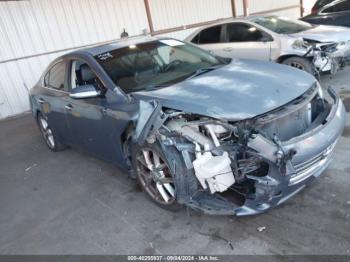  Salvage Nissan Maxima