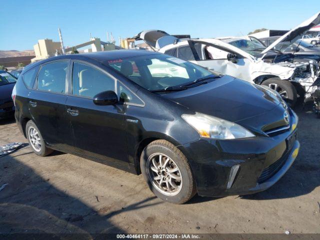  Salvage Toyota Prius v