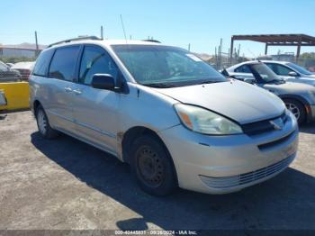  Salvage Toyota Sienna