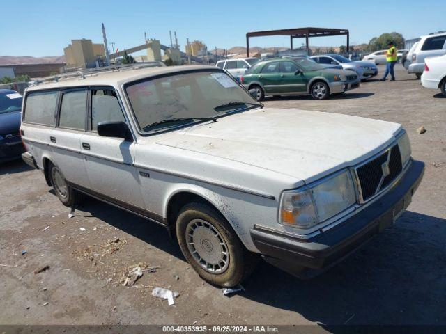  Salvage Volvo 245