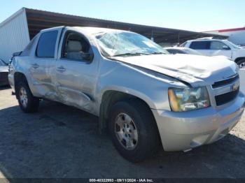  Salvage Chevrolet Avalanche 1500