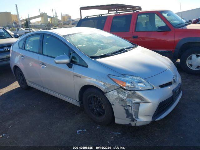  Salvage Toyota Prius