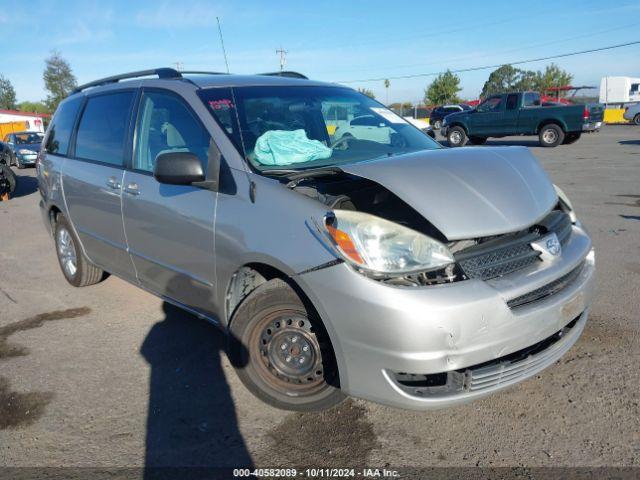  Salvage Toyota Sienna