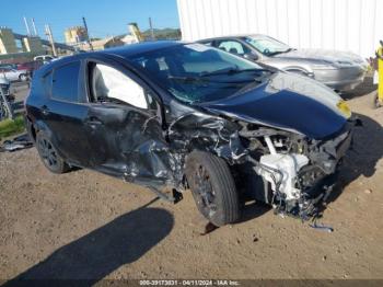  Salvage Toyota Prius c