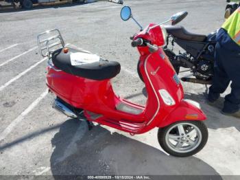  Salvage Vespa Lx