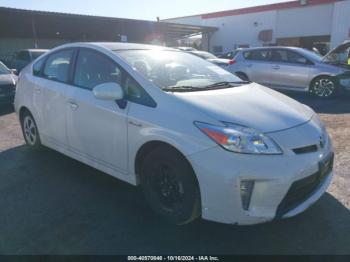  Salvage Toyota Prius