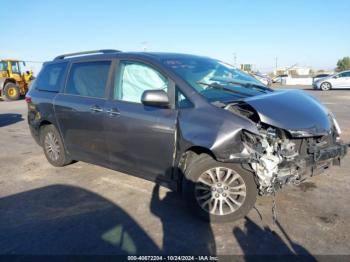  Salvage Toyota Sienna