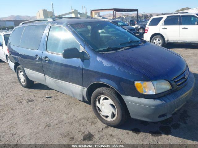  Salvage Toyota Sienna