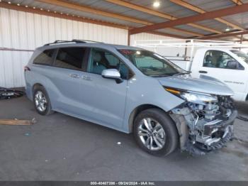  Salvage Toyota Sienna