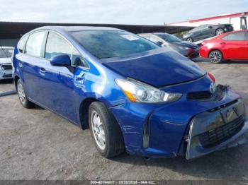  Salvage Toyota Prius v