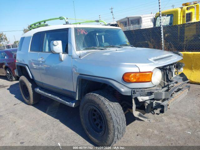  Salvage Toyota FJ Cruiser