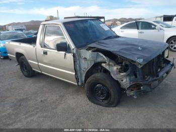  Salvage Mitsubishi Mighty Max   S