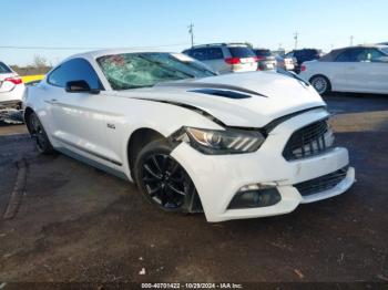  Salvage Ford Mustang