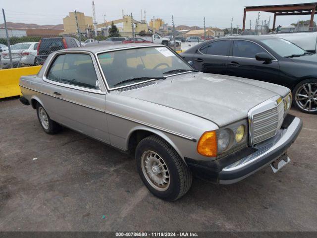  Salvage Mercedes-Benz 300