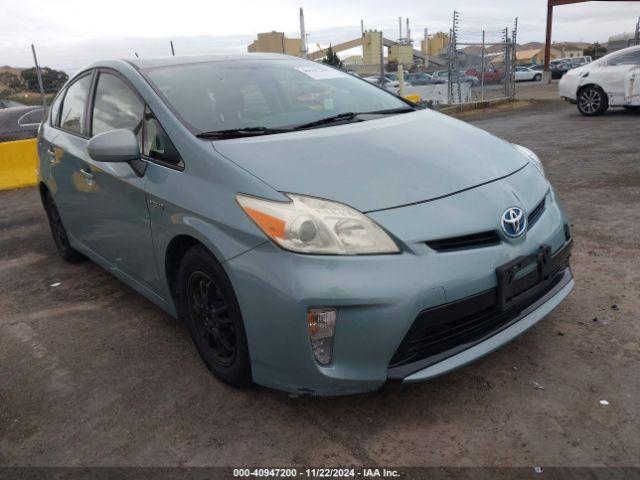  Salvage Toyota Prius