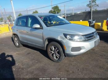  Salvage Volkswagen Tiguan