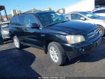  Salvage Toyota Highlander