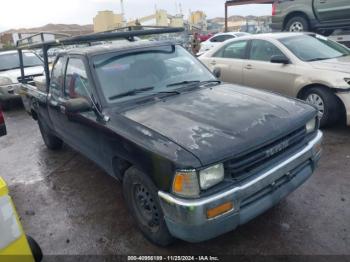  Salvage Toyota Pickup