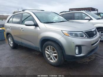  Salvage Kia Sorento