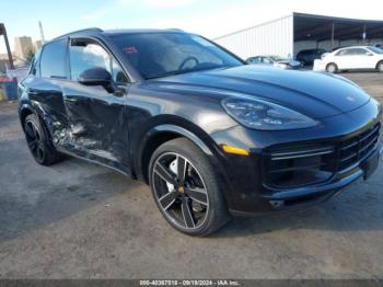  Salvage Porsche Cayenne