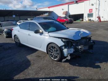  Salvage Nissan Altima