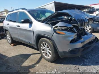  Salvage Jeep Cherokee