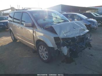  Salvage Chrysler Town & Country