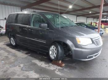  Salvage Chrysler Town & Country