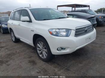  Salvage Toyota Highlander