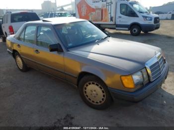  Salvage Mercedes-Benz 300