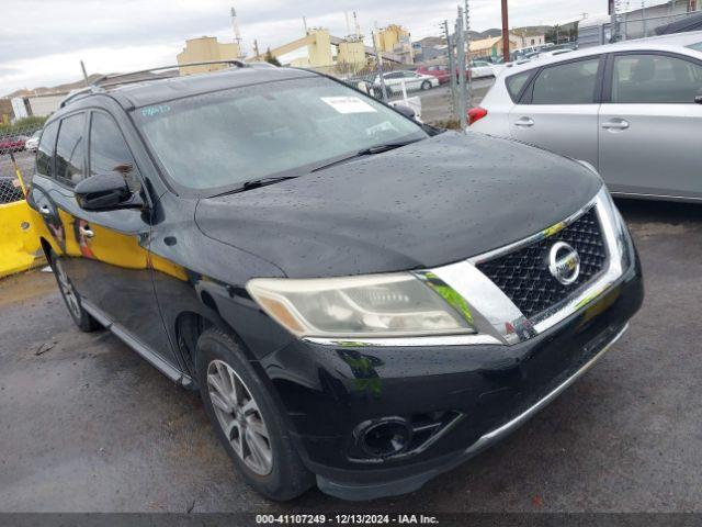  Salvage Nissan Pathfinder