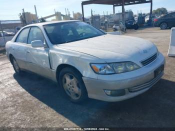  Salvage Lexus Es