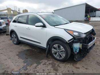  Salvage Kia Niro