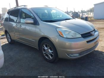  Salvage Toyota Sienna