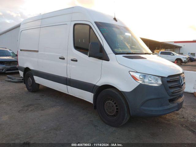  Salvage Mercedes-Benz Sprinter 2500