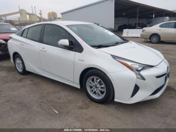  Salvage Toyota Prius