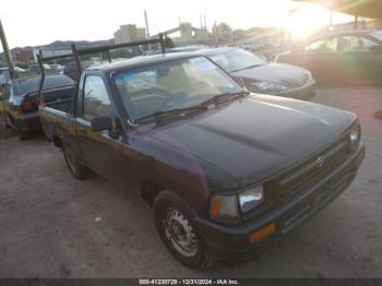  Salvage Toyota Pickup