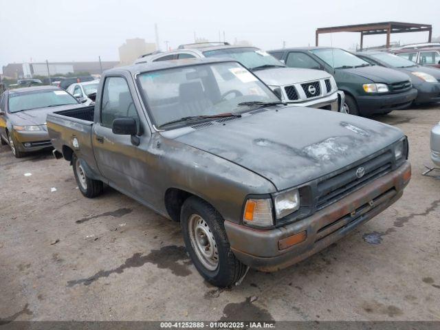  Salvage Toyota Pickup