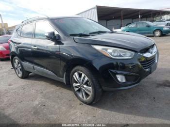  Salvage Hyundai TUCSON