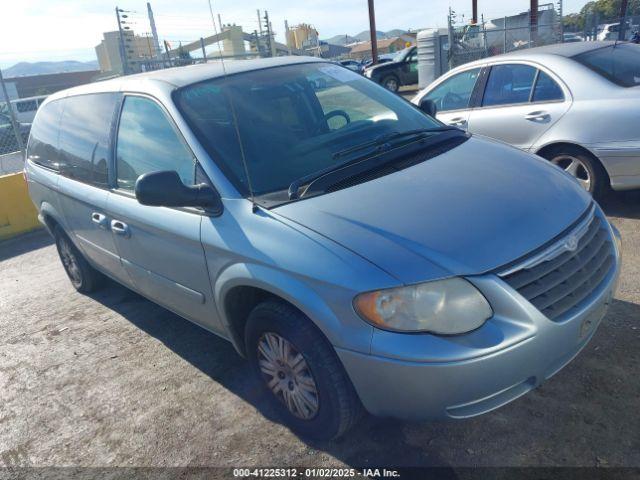  Salvage Chrysler Town & Country