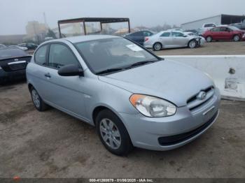  Salvage Hyundai ACCENT