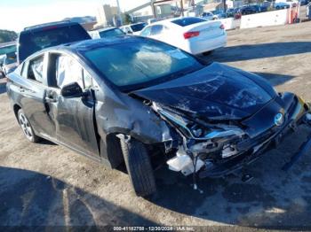  Salvage Toyota Prius