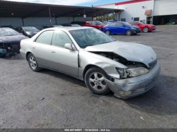  Salvage Lexus Es