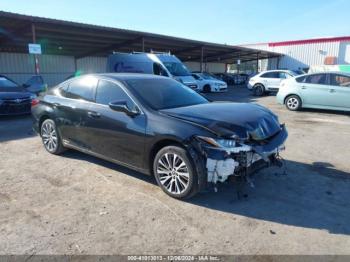  Salvage Lexus Es